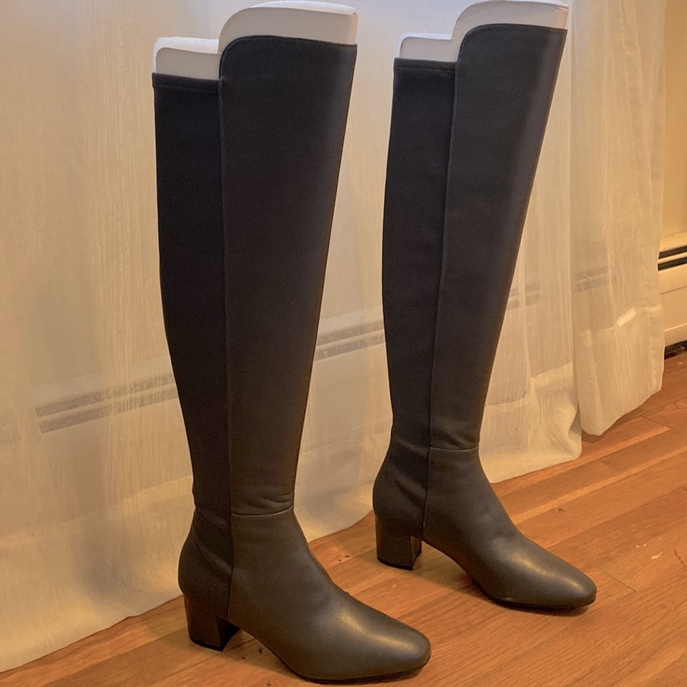 Brand new never worn Stuart weitzman Harper 60 boots in slate